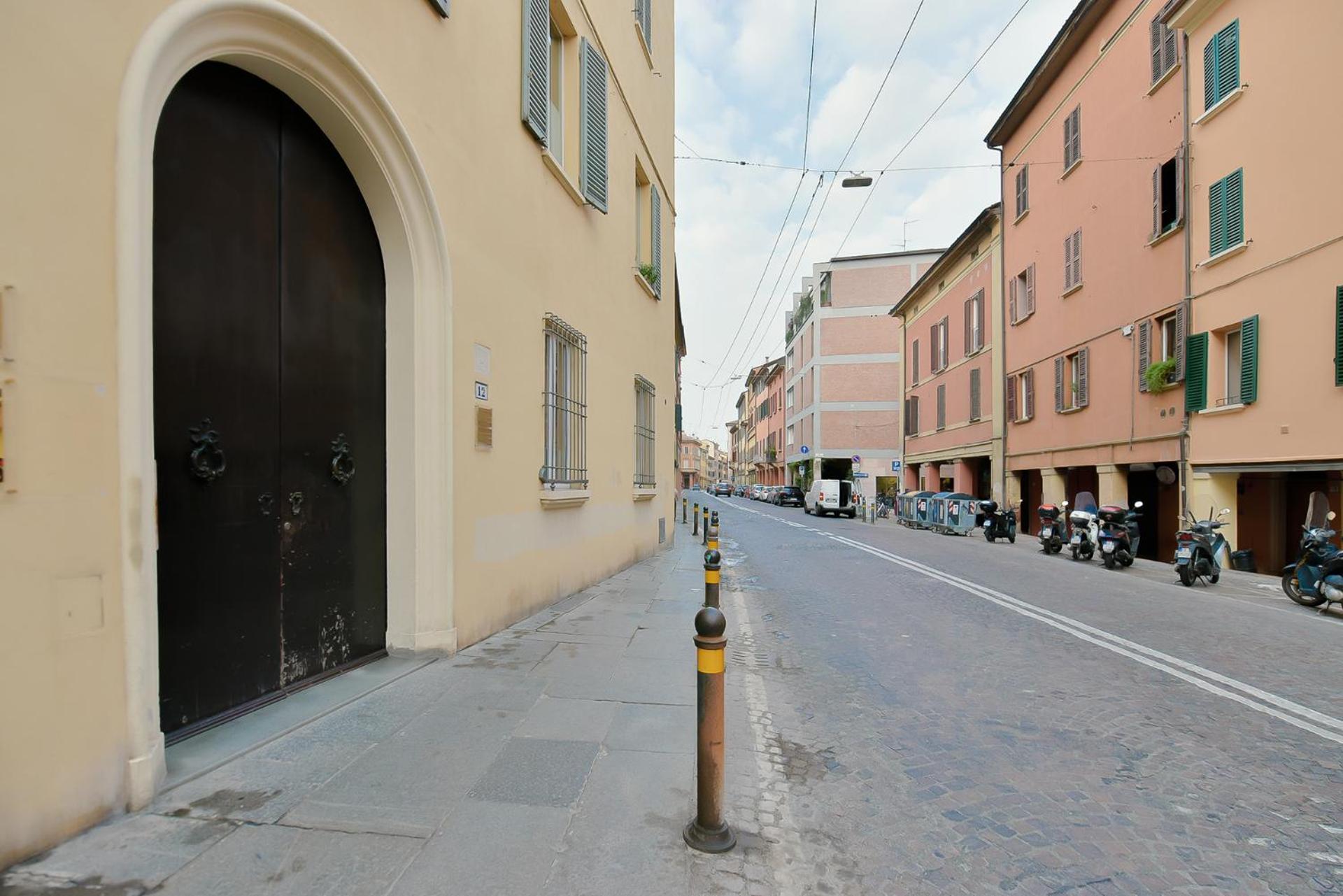 Mono Apartments Saragozza Bologna Buitenkant foto